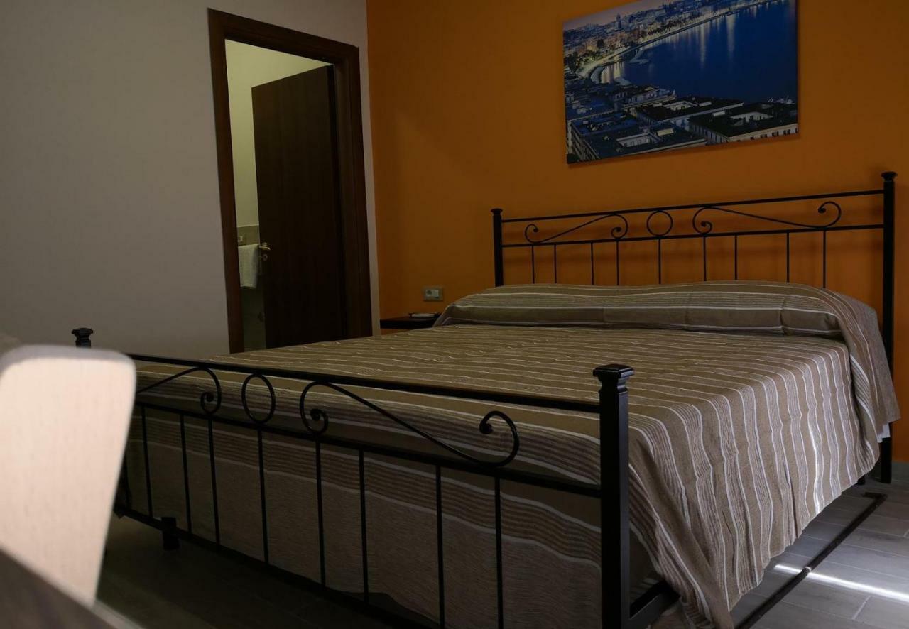 Bed and Breakfast Fenesta Vascia Nápoles Exterior foto